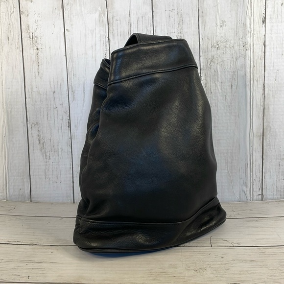 Sven Design Black Napa Leather Sling/Tote - Picture 3 of 15